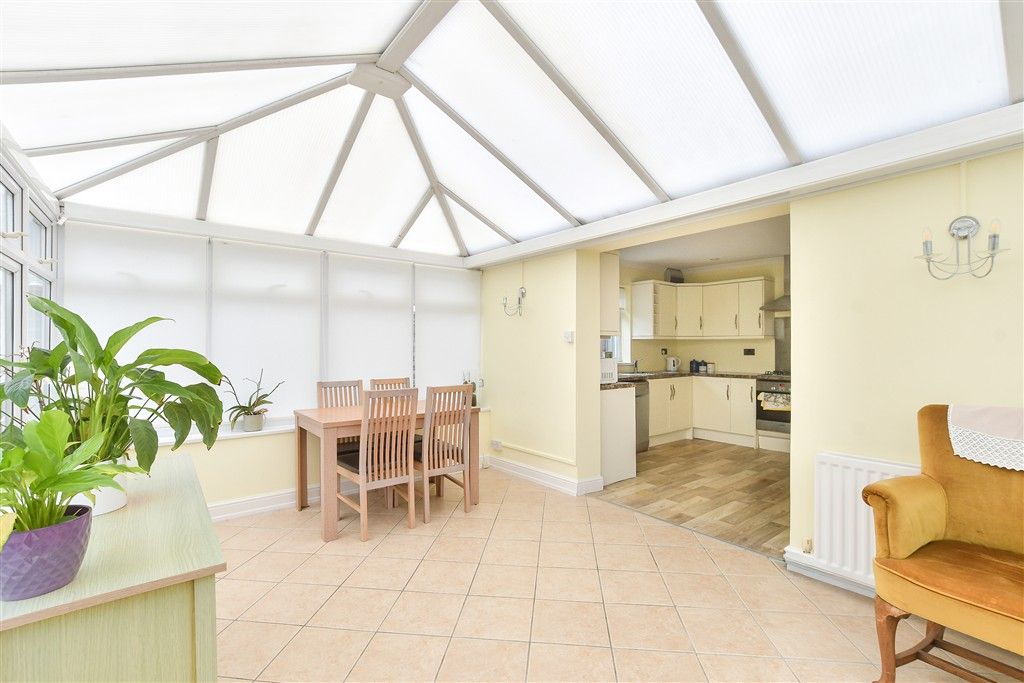 Property photo 3 of 14 Conservatory Area