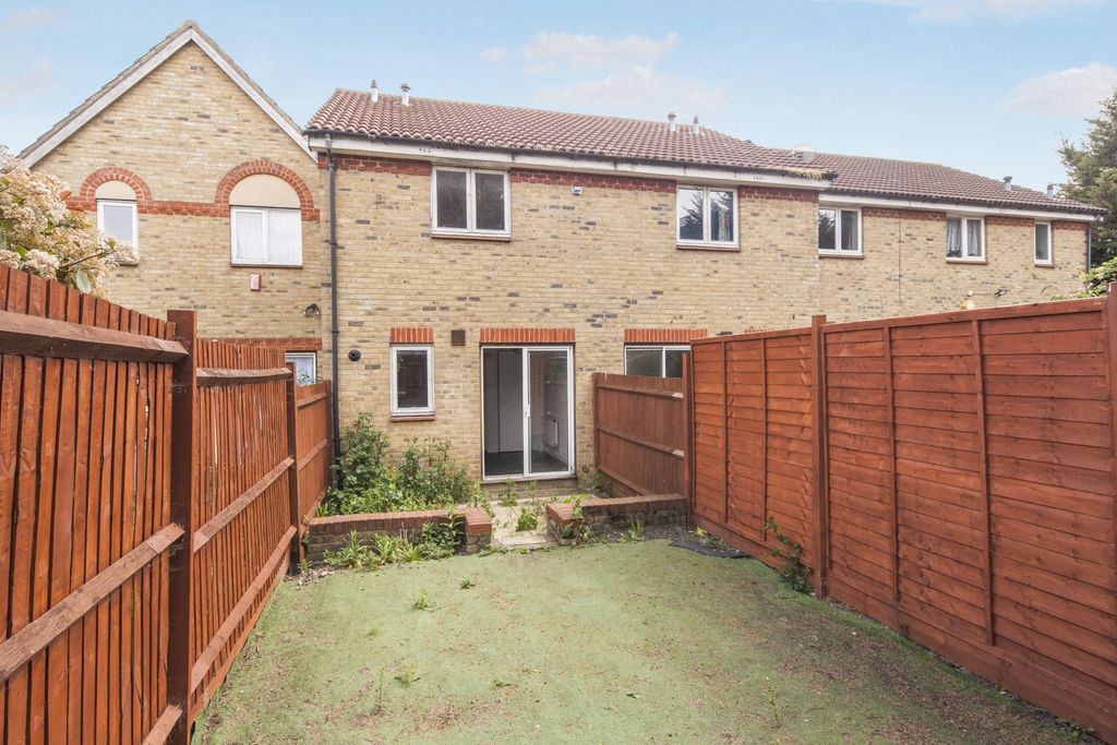 Property photo 2 of 10 3c76F0B0-Ca43-F11...