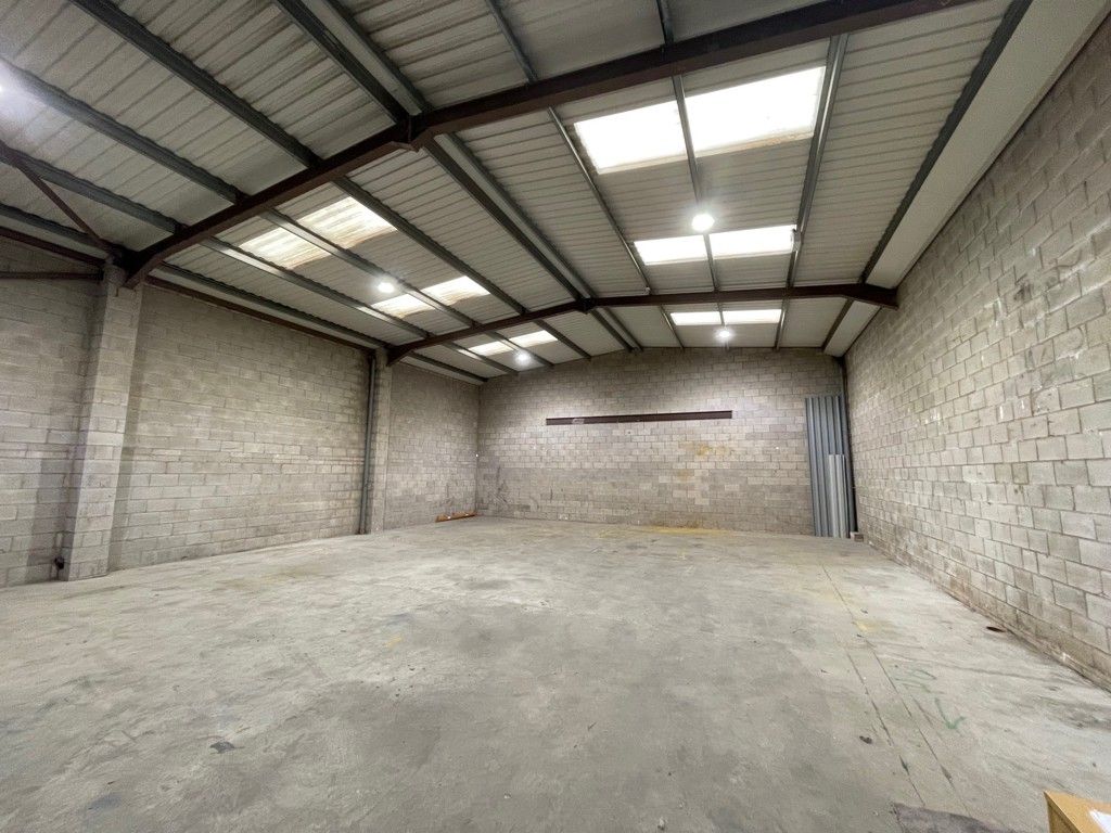 Property photo 3 of 6 Interior