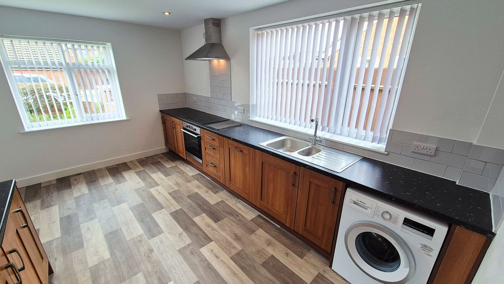 Property photo 2 of 28 Photo 2