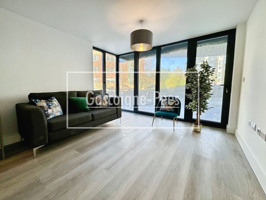 Property photo 2 of 6