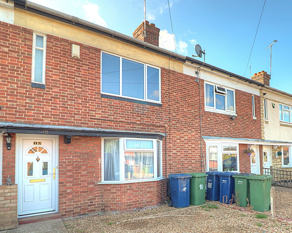 Property photo 1 of 17 Front 3