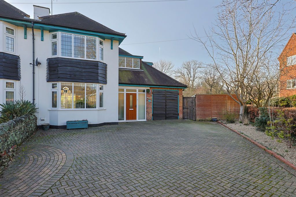 Property photo 1 of 32 Front