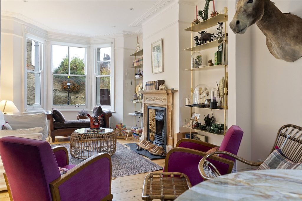 Property photo 2 of 14 Picture No. 02