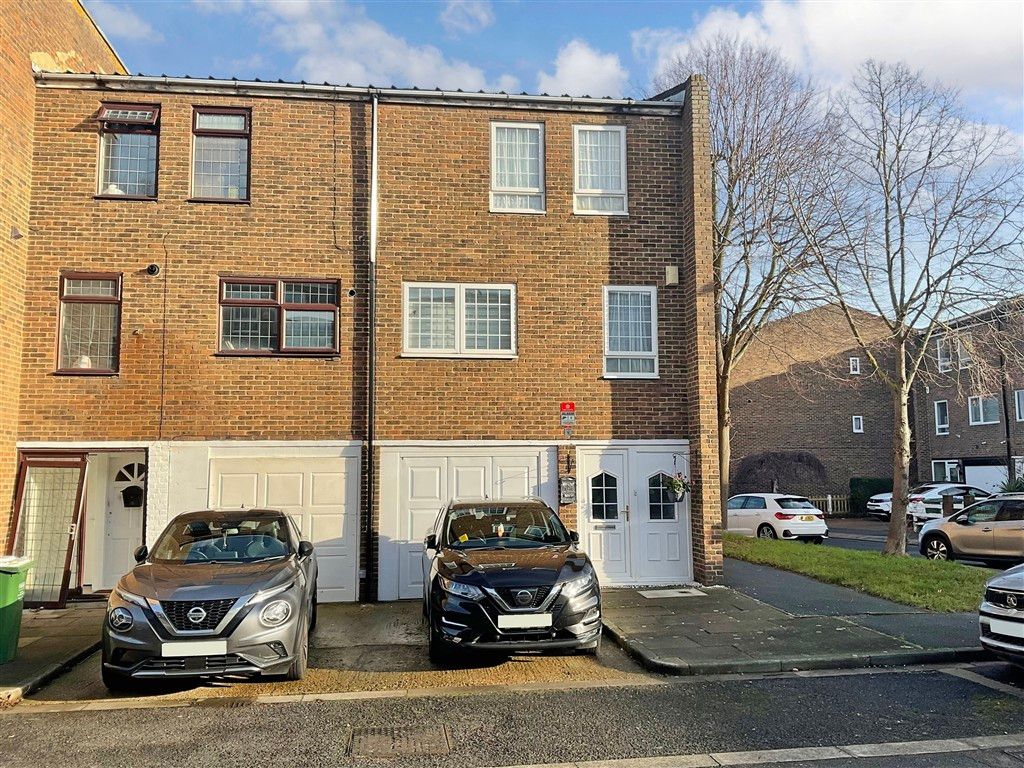 Property photo 1 of 9 Front