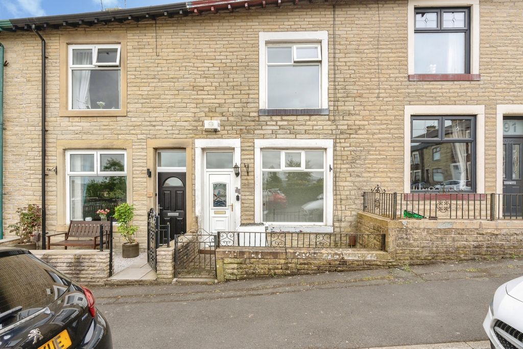 Property photo 1 of 18 Pbox-Img.Jpg