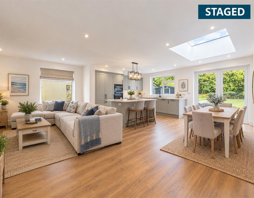 Property photo 2 of 20 Open Plan