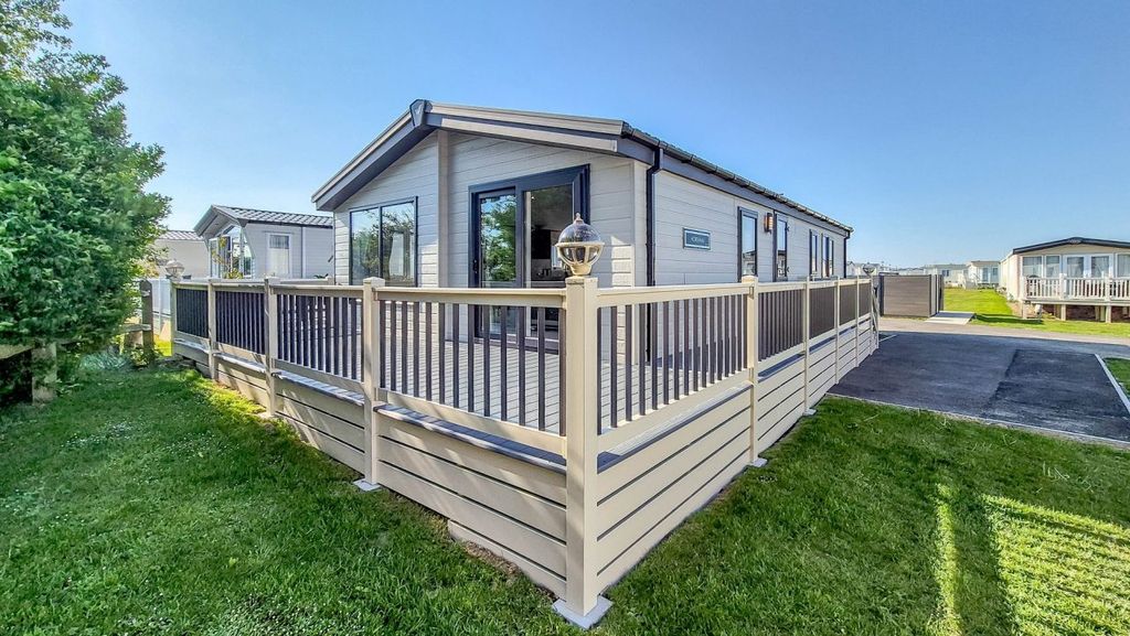 Property photo 1 of 17 20250509 171750