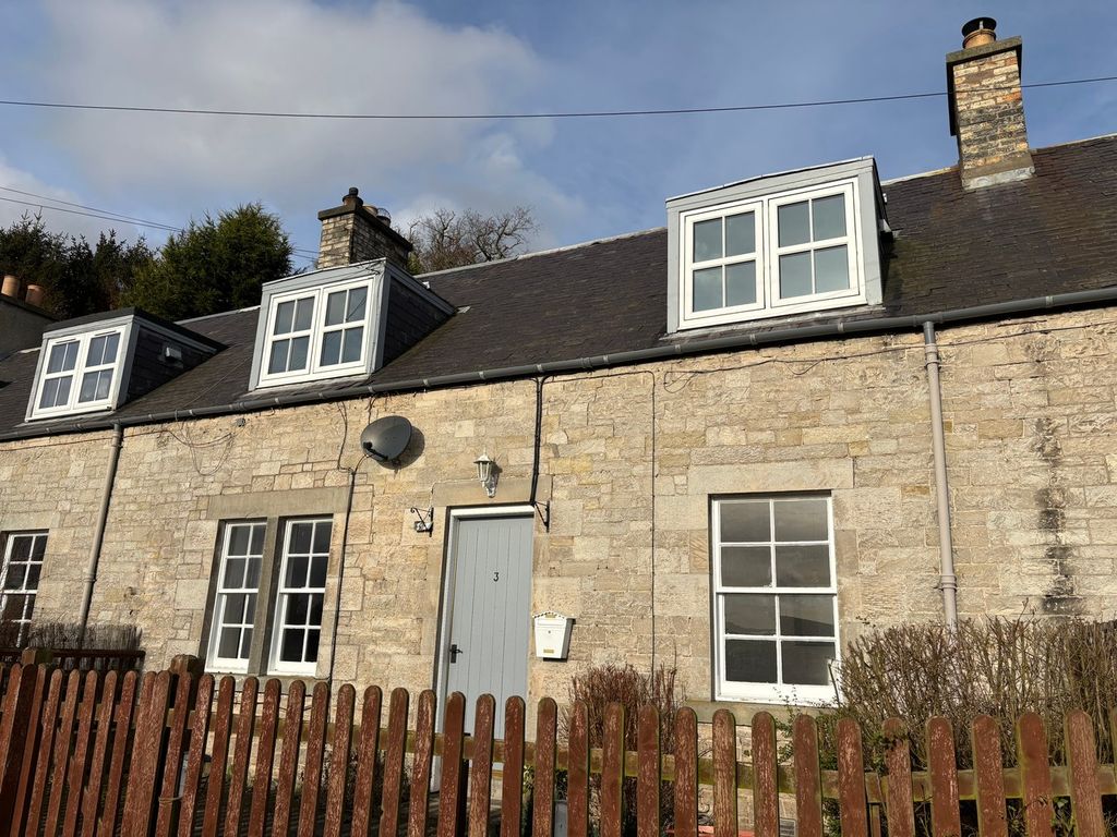 Property photo 2 of 32