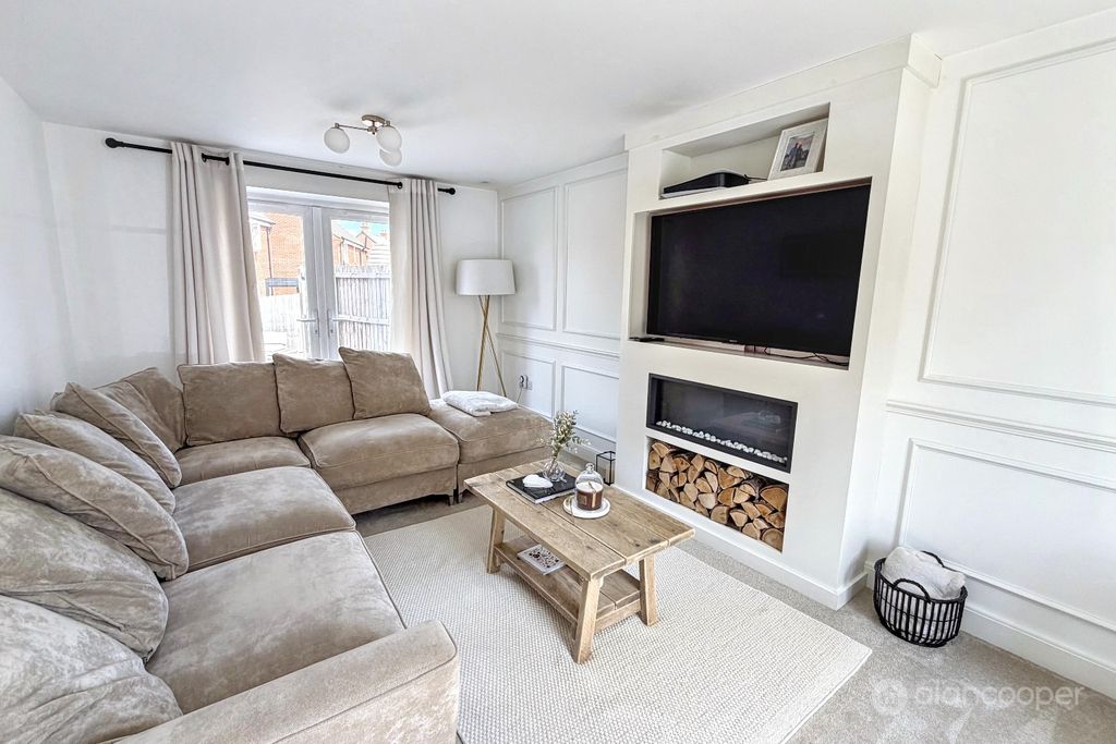 Property photo 3 of 17 5389175