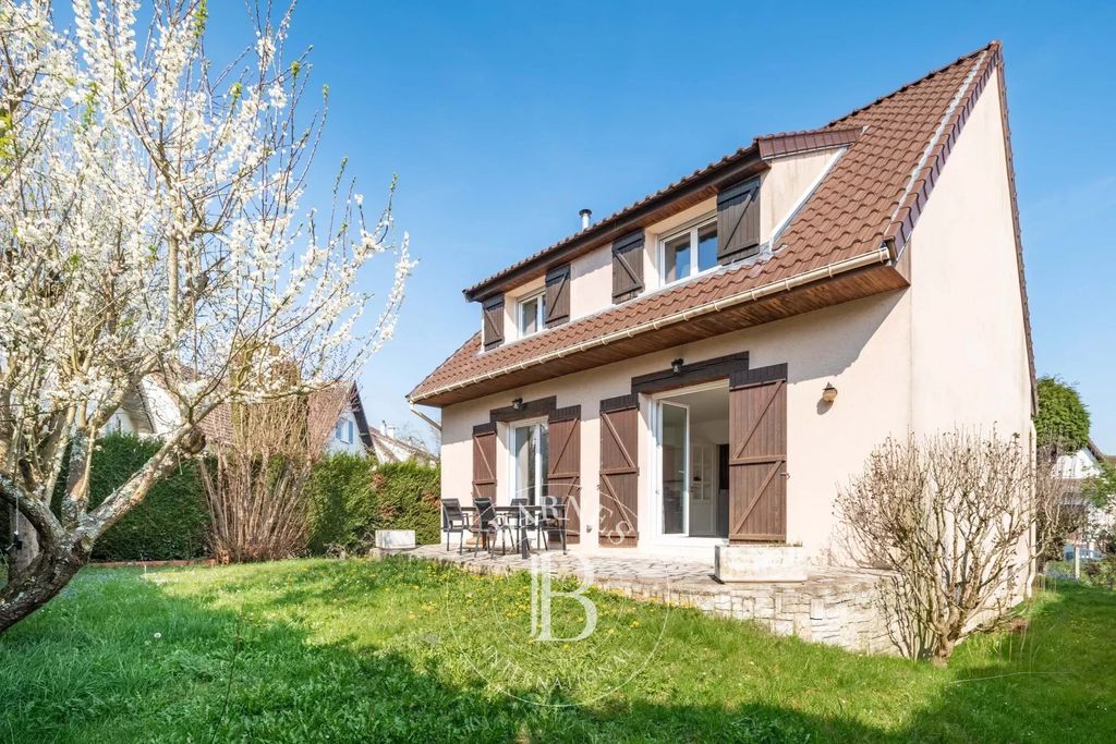 Property photo 2 of 21