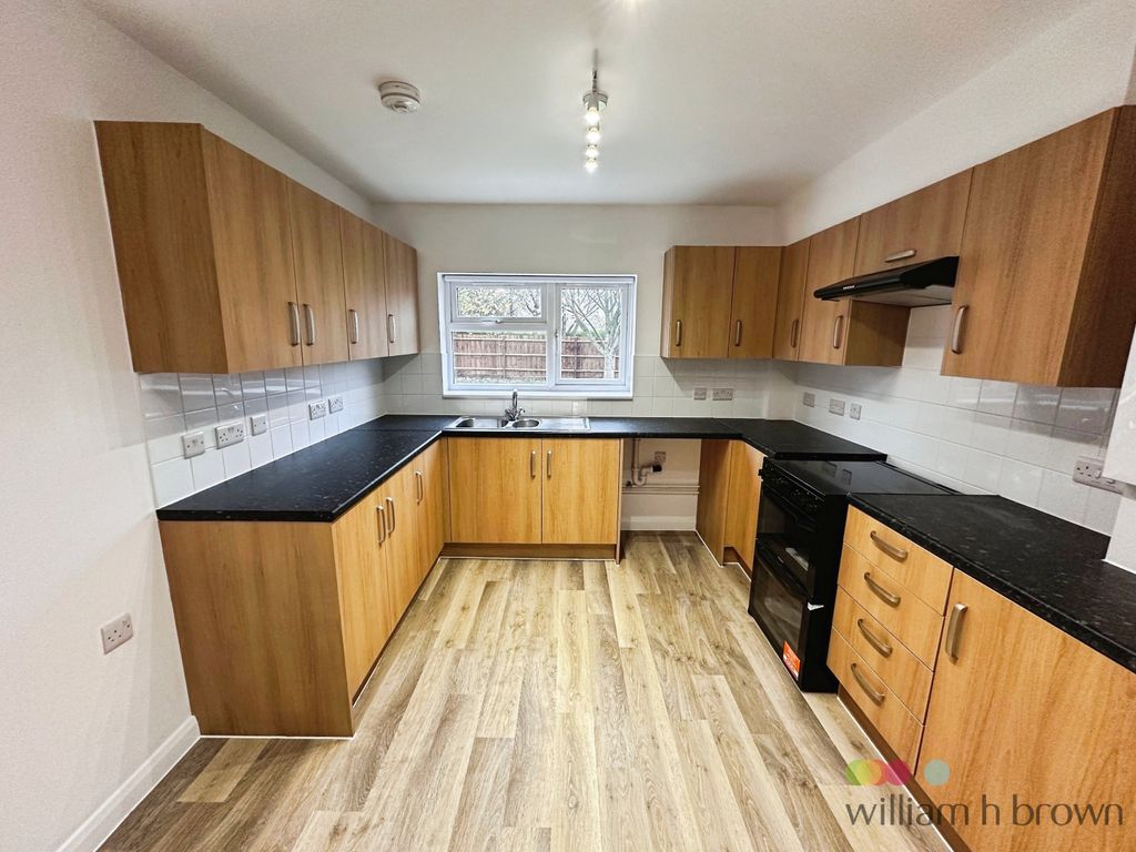 Property photo 2 of 41 Image