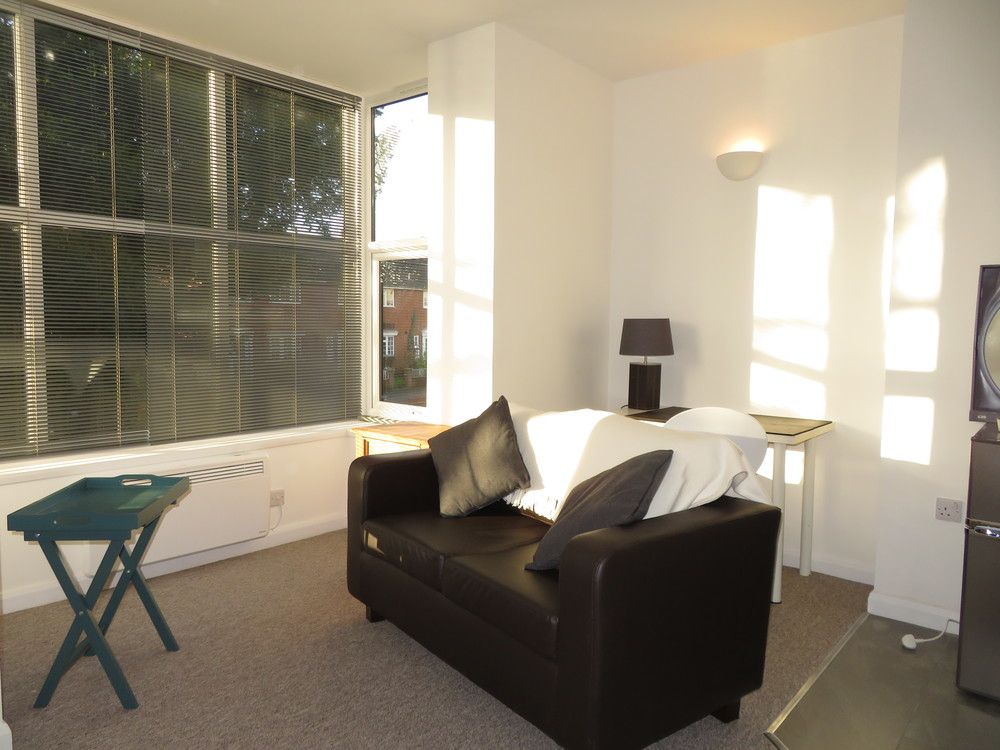 Property photo 2 of 9