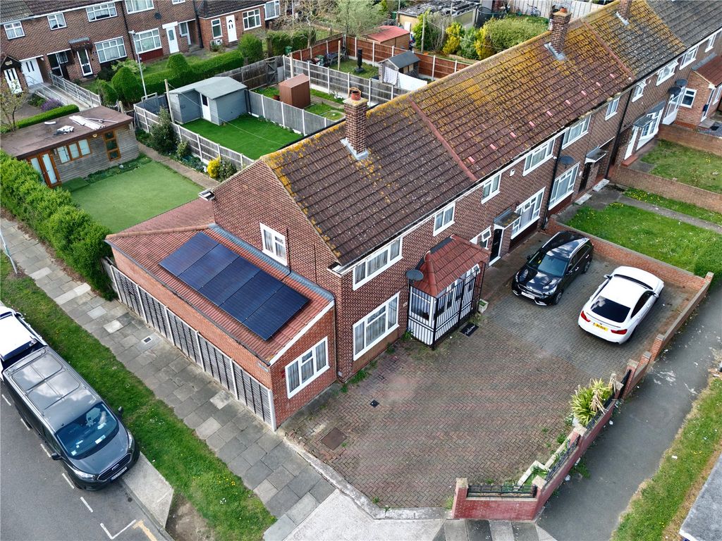 Property photo 3 of 35 Picture No. 02