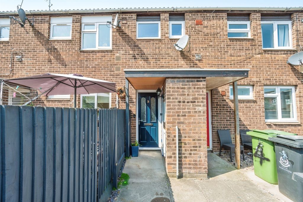 Property photo 1 of 9
