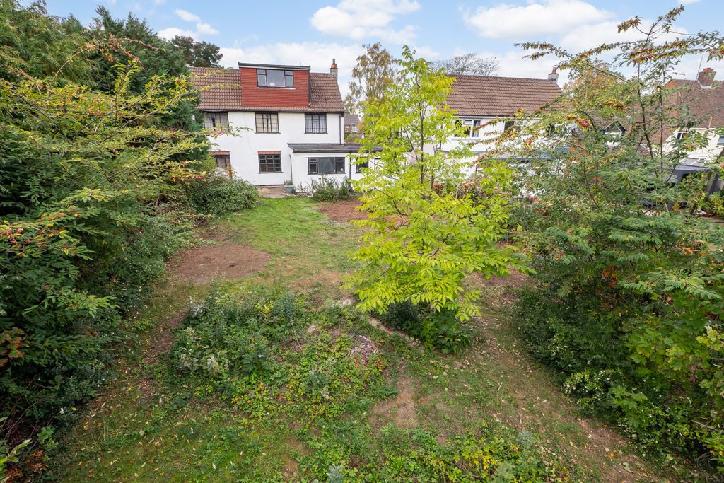 Property photo 3 of 25 Picture No. 34
