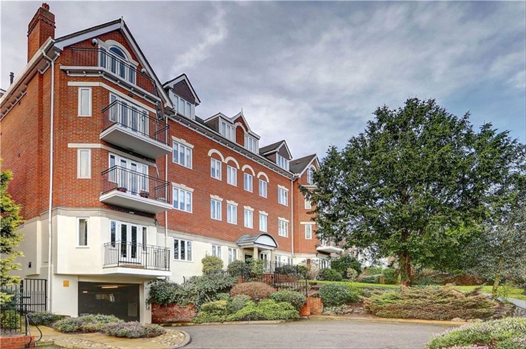 Property photo 1 of 6