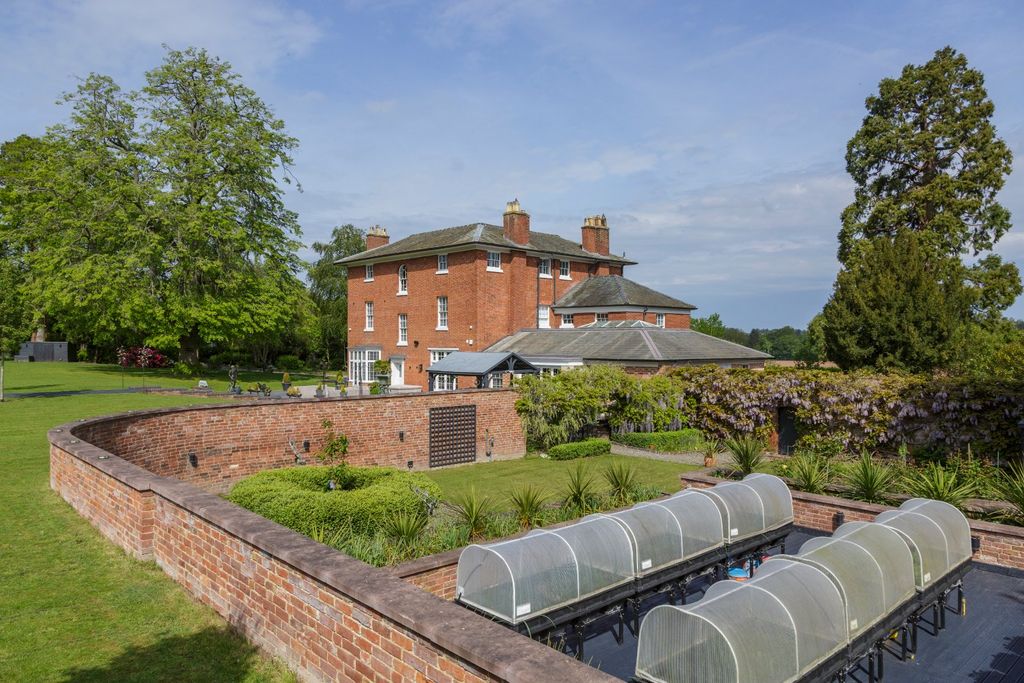 Additional image 26 of 6 bed detached house for saleAckleton, Shropshire WV6