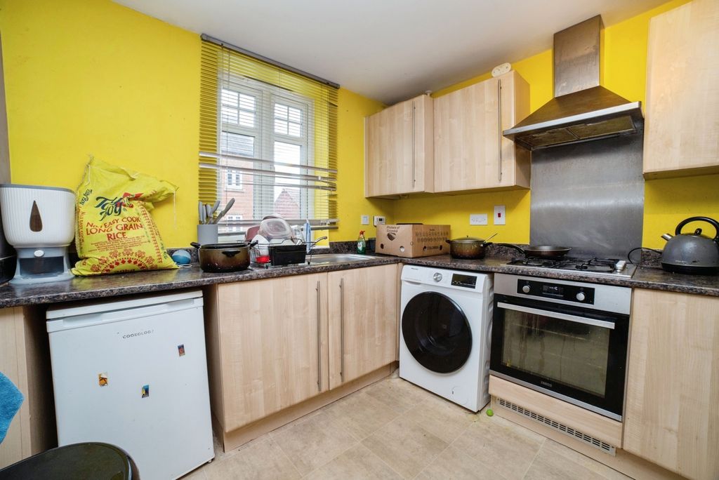 Property photo 2 of 13 Kithen