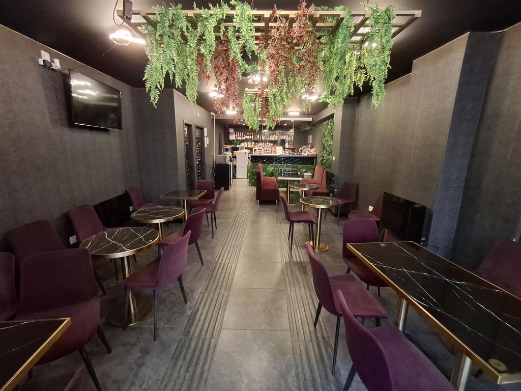 Property photo 2 of 7 Photo 1