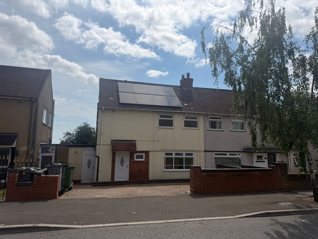 Property photo 1 of 33