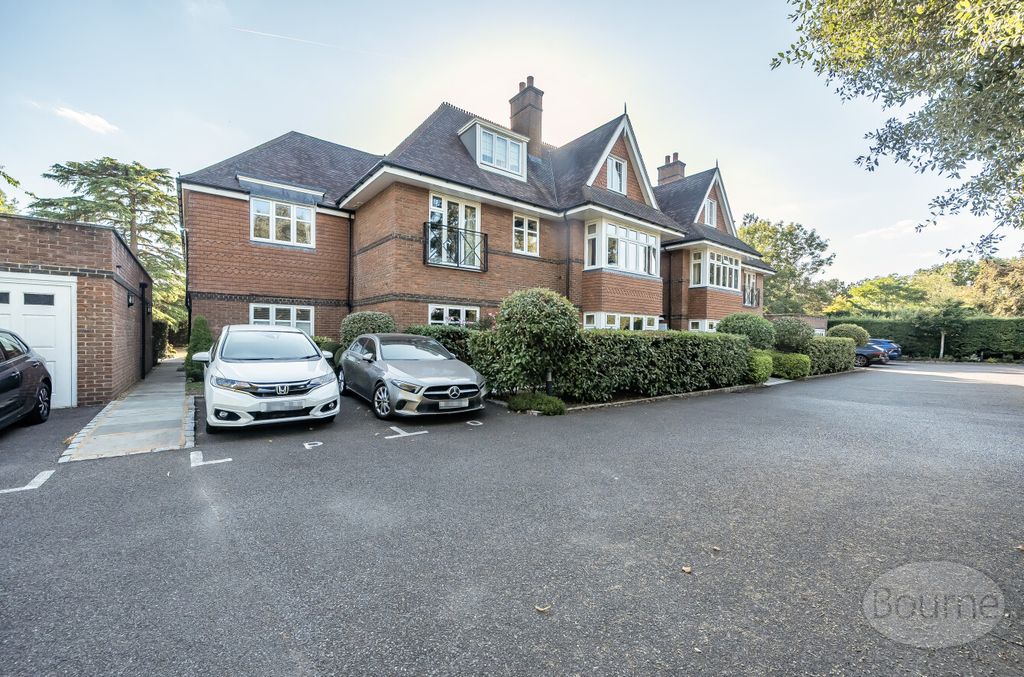 Property photo 1 of 11 d2205F23-9112-412...