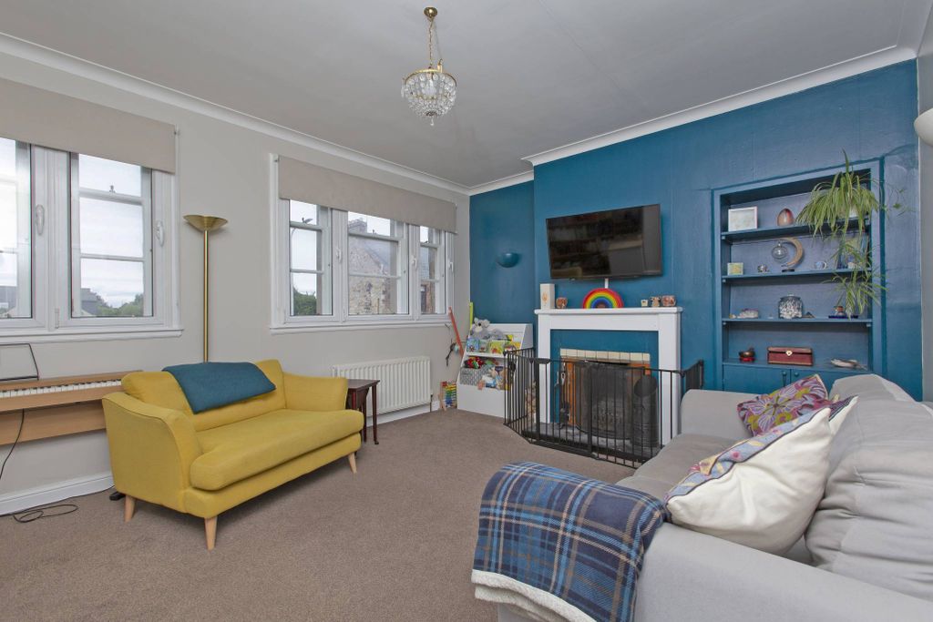 Property photo 2 of 22