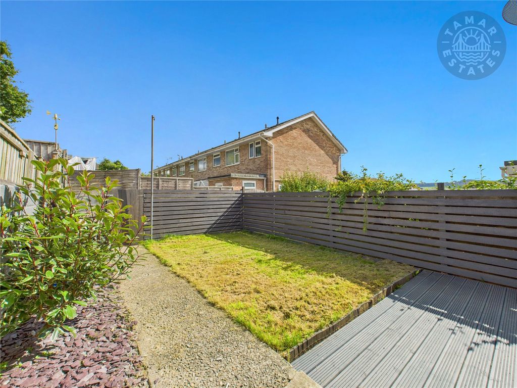 Property photo 3 of 15 Garden