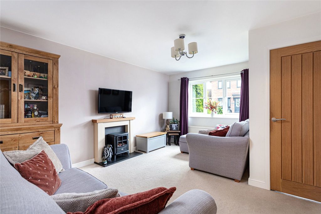 Property photo 3 of 15 Photos