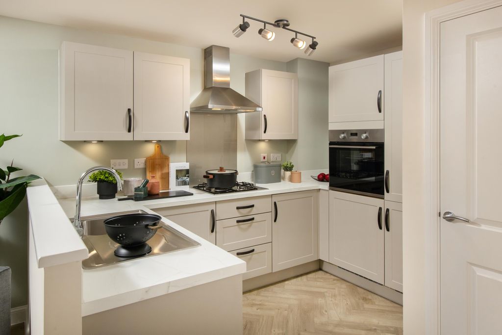 Property photo 3 of 10 Langstone Kitchen