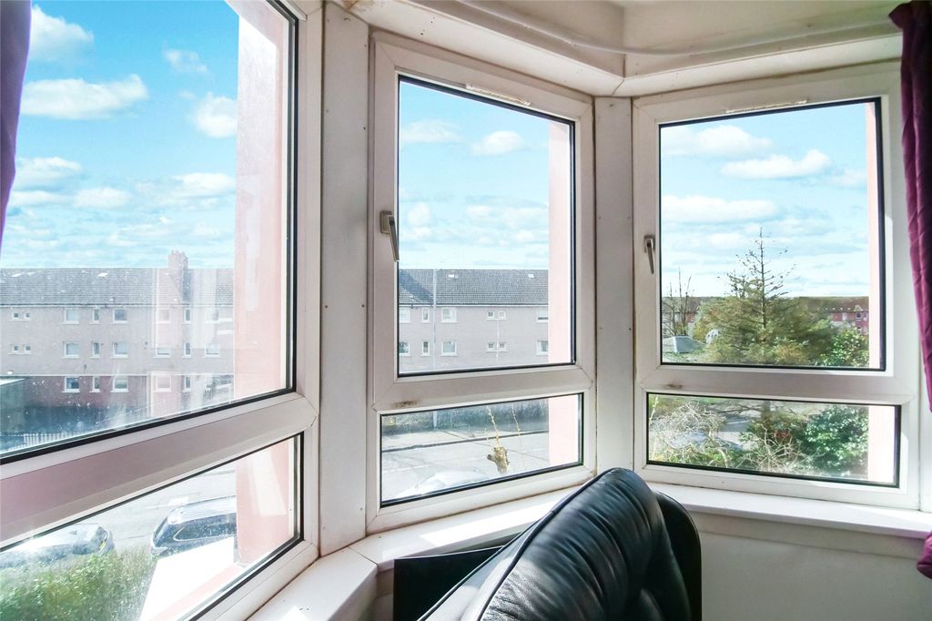 Property photo 3 of 18 Picture No. 03