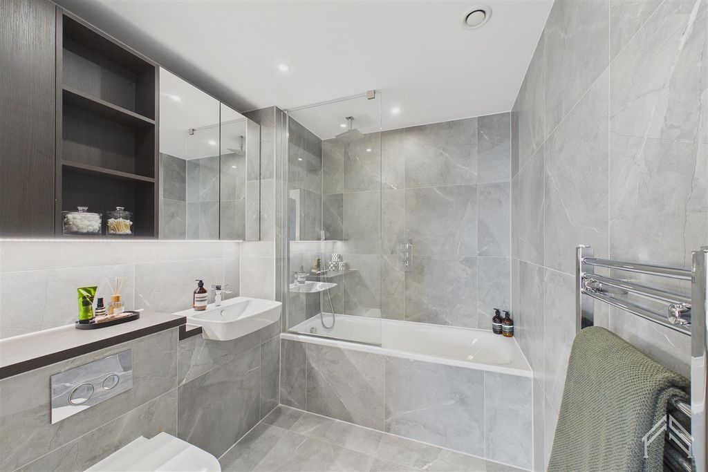 Property photo 3 of 12 5.Jpg