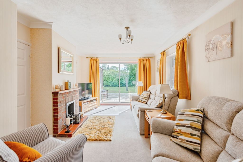 Property photo 3 of 15