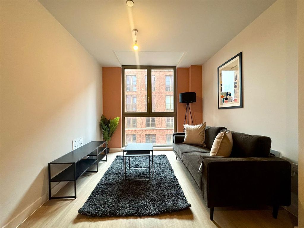 Property photo 3 of 10 Lounge Pic 2.Jpeg