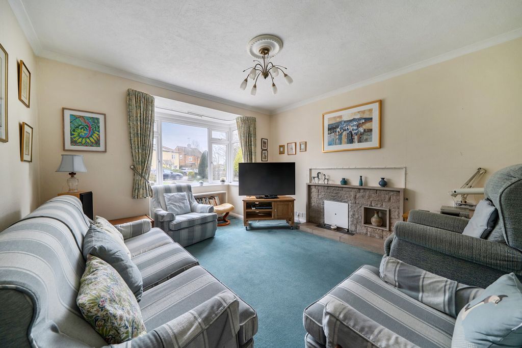 Property photo 2 of 20 1403962-9-6995c08...