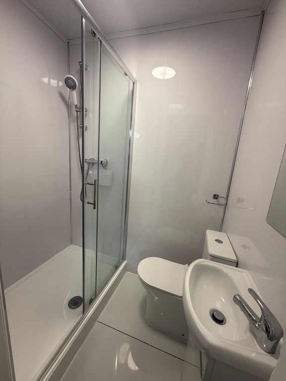 Property photo 3 of 3