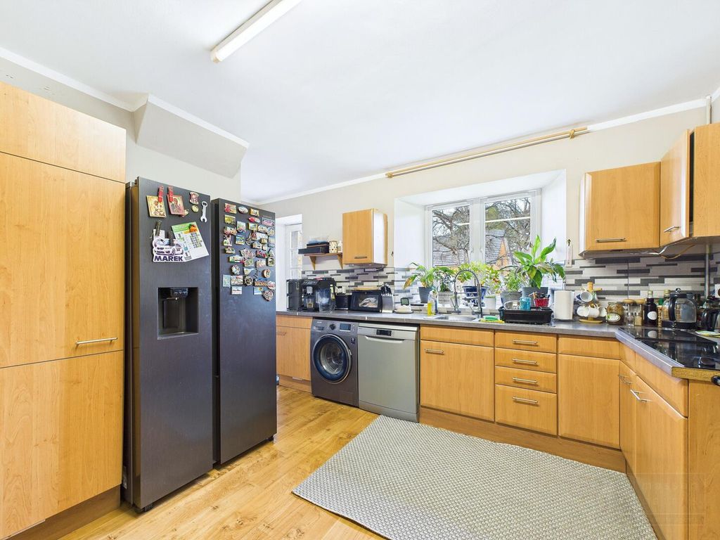 Property photo 2 of 32 Kitchen