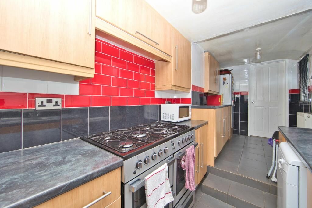 Property photo 1 of 15