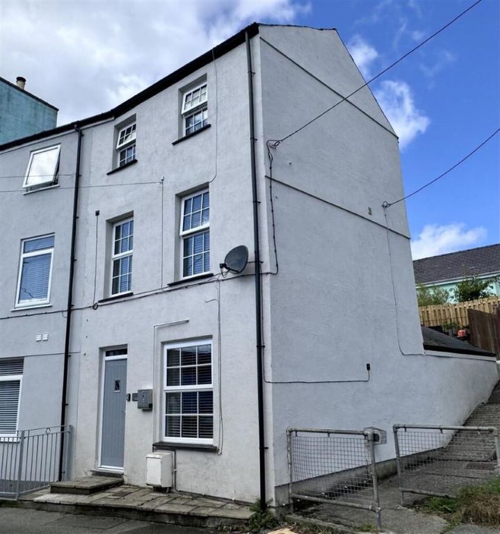 Property photo 1 of 15