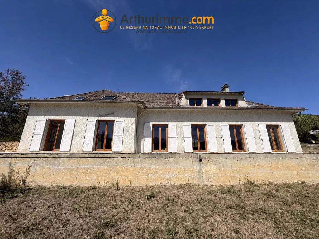 Property photo 1 of 20 For Sale - Property With 13 Rooms - 6200 m² Land - 09300 Saint Jean D'aigues Vives