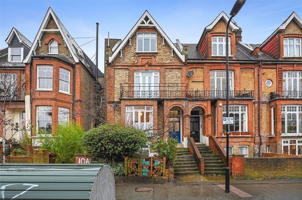 Property photo 1 of 12 Exterior