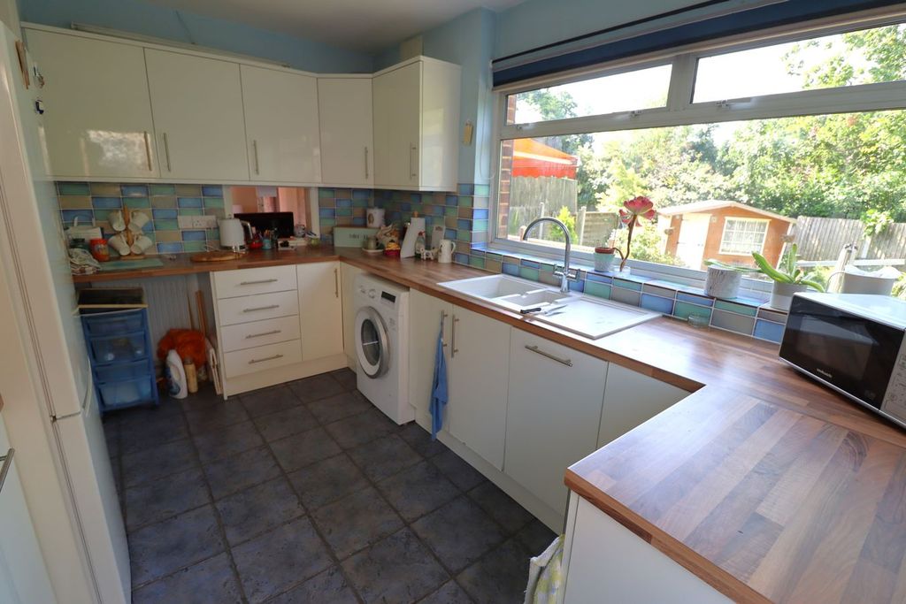 Property photo 3 of 15