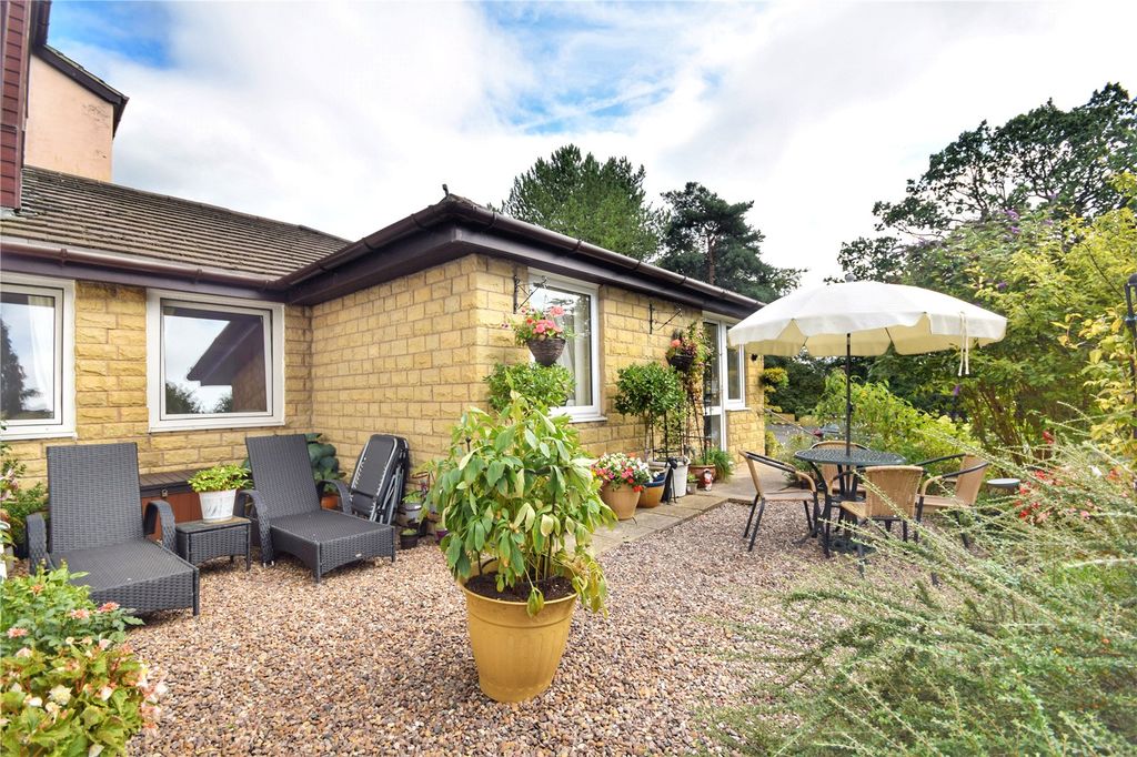 Property photo 1 of 17 External