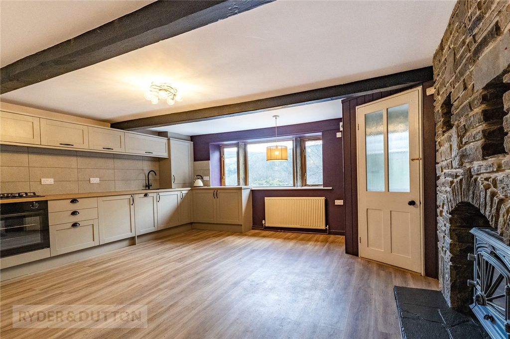 Property photo 2 of 22 Kitchen/Living Room