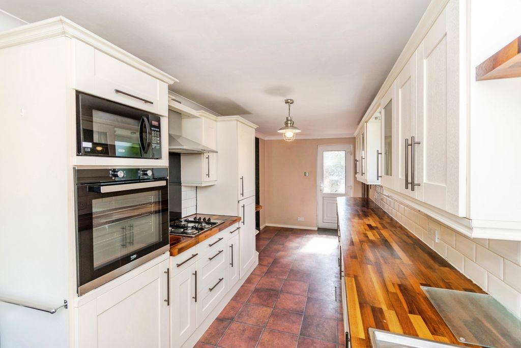 Property photo 2 of 20 Pbox-Img.Jpg