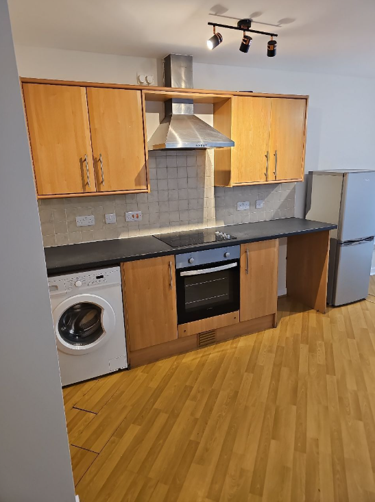 Property photo 3 of 11