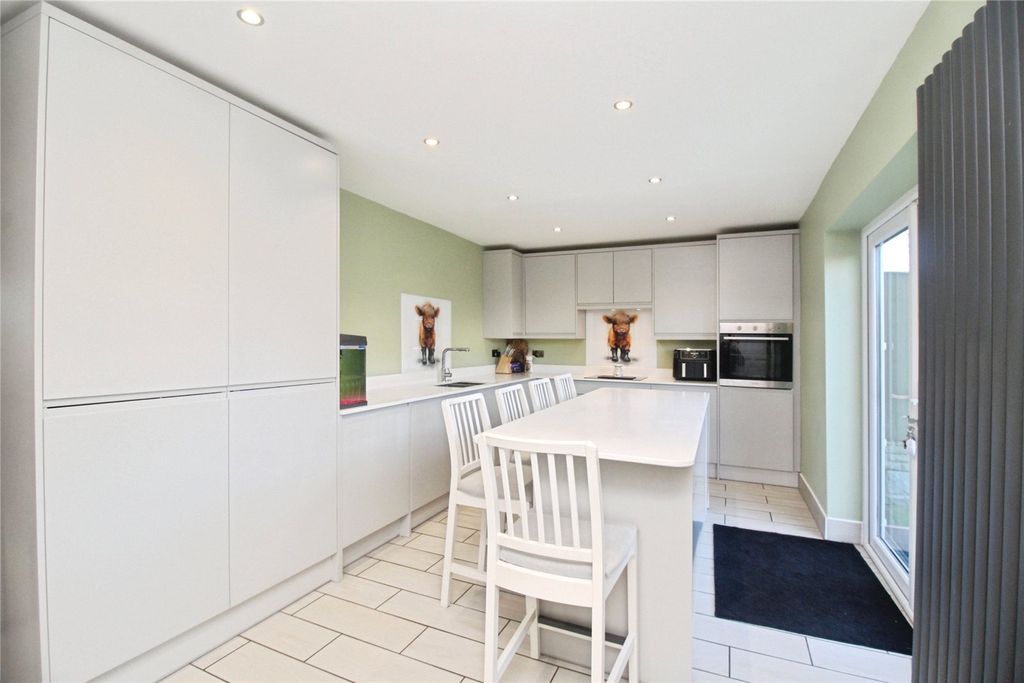 Property photo 3 of 13 Kitchen/Diner