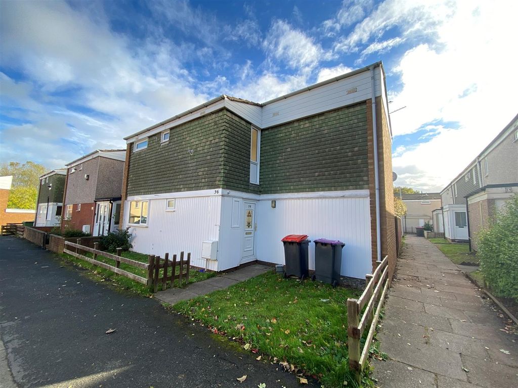 Property photo 2 of 9