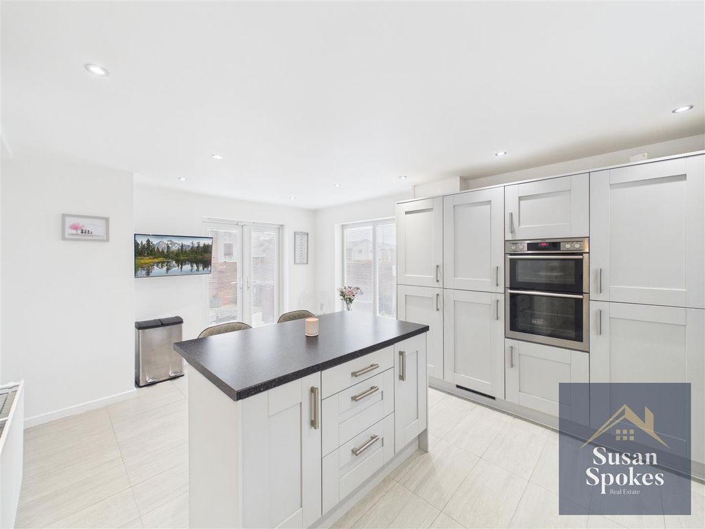 Property photo 2 of 28 Cam01858G0-Pr0232-Still010.Jpg