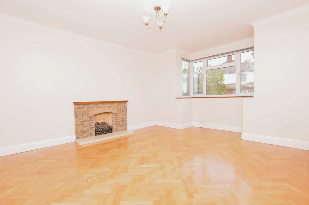 Property photo 3 of 12 Editedimage-F009Fb2A-1318-48dc-95ba-F91531Afe42d 2
